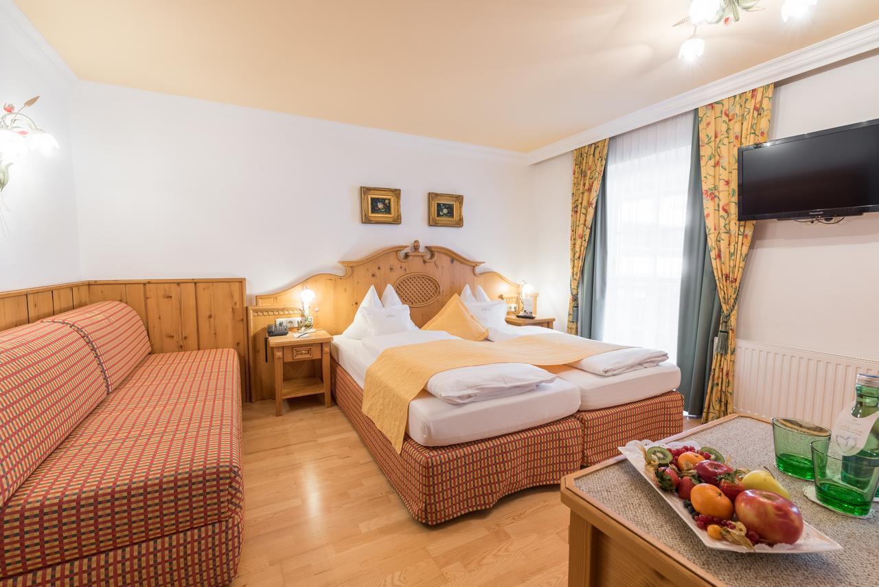 Hotel Brueckenwirt Санкт-Йохан Экстерьер фото